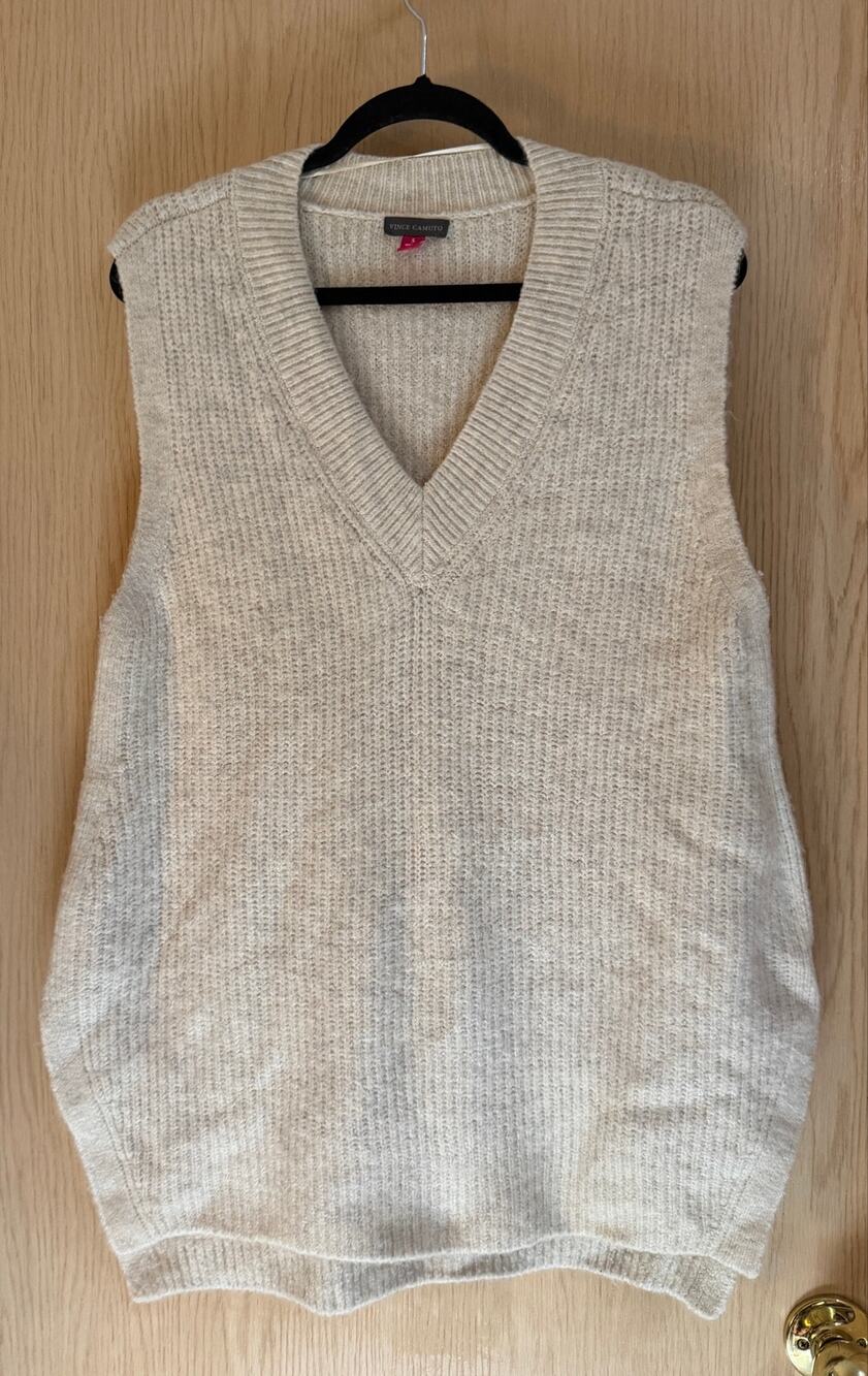 Vince Camuto Oversized V-Neck Sweater Vest Cream Size Small